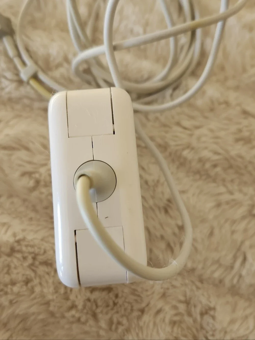 Apple Genuine OEM 45 Watt MagSafe 2 Power Charger  White A1436